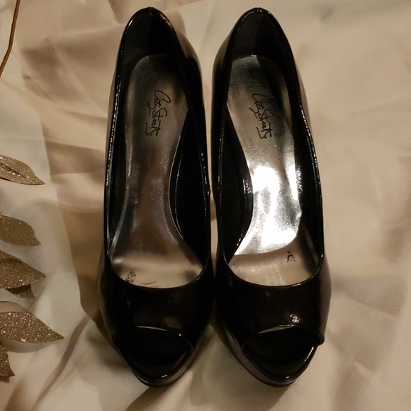 City Strats Shoes - Picture 1 of 12